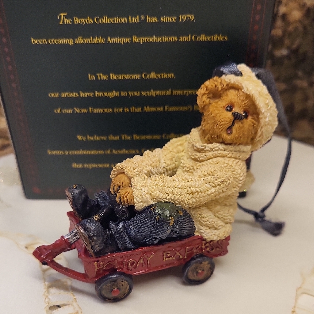 Boyd's Bear "Alvin Whizwagon" Style # 25763 Christmas Ornament
